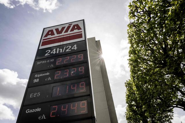 This photograph shows fuel prices displayed on a totem at an Avia petrol station in Charenton-le-Pont, southeast of Paris on April 16, 2026. US-Israel war on Iran, launched on February 28, has roiled global energy and equities markets, sending oil prices skyrocketing after Tehran virtually closed the key Strait of Hormuz. (Photo by Behrouz MEHRI / AFP)