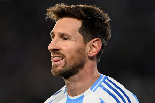 (FILES) Argentina's forward #10 Lionel Messi gestures during the 2026 FIFA World Cup South American qualifiers football match between Argentina and Venezuela at the Mas Monumental stadium in Buenos Aires on September 4, 2025. A US company sued football star Lionel Messi and the Argentine Football Association (AFA) for not playing in a national team friendly match in the United States on 2025, the law firm representing the company said. Miami-based VID Music Group filed a 10-count lawsuit in a south Florida court against Messi, the AFA and an outside agent, Patino & Associates said in a statement on April 16, 2026. (Photo by Luis ROBAYO / AFP)