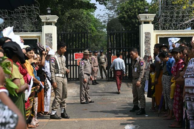 Relatives wait outside Insein Prison for the release of prisoners as part of an amnesty to mark Myanmar's new year in Yangon on April 17, 2026. More than 4,300 prisoners were slated for release on April 17 to mark Myanmar's Thingyan new year, one of the country's many public holidays when forgiveness orders are regularly announced. (Photo by Sai Aung MAIN / AFP)