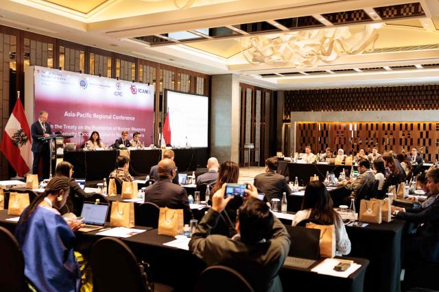 Martin de Boer (L), Head of the Regional Delegation for Indonesia and Timor-Leste of the International Committee of the Red Cross (ICRC), speaks during a conference with representatives from more than 20 Asia-Pacific countries to discuss the universalisation and implementation of the Treaty on the Prohibition of Nuclear Weapons (TPNW) in Jakarta on April 17, 2026. (Photo by YASUYOSHI CHIBA / AFP)