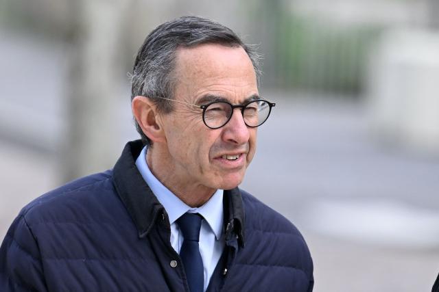 Les Republicains (LR) president and 2027 presidential candidate Bruno Retailleau (L) arrives for the LR senators' seminar at the Prouvé Convention (Photo by Jean-Christophe VERHAEGEN / AFP)
