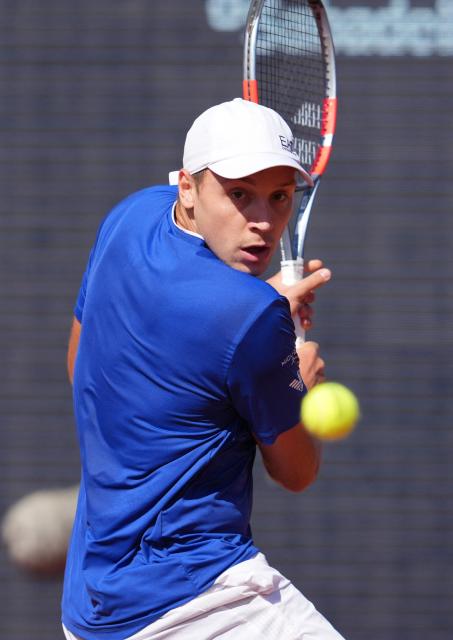Serbia's Hamad Medjedovic hits a return against Portugal's Nuno Borges during the ATP Barcelona Open "Conde de Godo" tennis tournament quarterfinals tennis match at the Real Club de Tenis in Barcelona, on April 17, 2026. (Photo by Manaure QUINTERO / AFP)