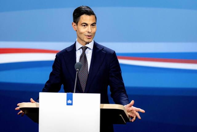 Dutch Prime minister Rob Jetten addresses media during a press conference following the weekly cabinet meeting in The Hague on April 17, 2026. (Photo by Ramon van Flymen / ANP / AFP) / Netherlands OUT