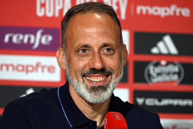 Real Sociedad's US coach Pellegrino Matarazzo gives a press conference on the eve of the Copa del Rey (King's Cup) final football match between Club Atletico de Madrid and Real Sociedad at La Cartuja stadium in Seville, on April 17, 2026. (Photo by Cristina Quicler / AFP)