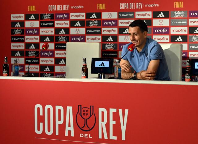 Real Sociedad's Spanish forward #10 Mikel Oyarzabal gives a press conference on the eve of the Copa del Rey (King's Cup) final football match between Club Atletico de Madrid and Real Sociedad at La Cartuja stadium in Seville, on April 17, 2026. (Photo by Cristina Quicler / AFP)