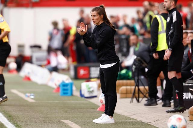 Union Berlin's German head coach Marie-Louise Eta gestures from the sidelines during the German first division Bundesliga football match between Union Berlin and VfL Wolfsburg in Berlin, Germany, on April 18, 2026. (Photo by Odd ANDERSEN / AFP) / DFL REGULATIONS PROHIBIT ANY USE OF PHOTOGRAPHS AS IMAGE SEQUENCES AND/OR QUASI-VIDEO