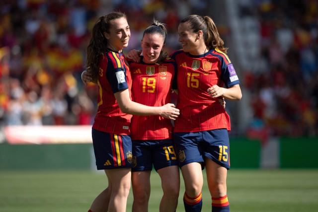 Spain's forward Eva Navarro (C) celebrates after scoring during the Women's FIFA World Cup League A group A3 qualifier football match between Spain and Ukraine at the Nuevo Arcangel stadium in Cordoba on April 18, 2026. (Photo by JORGE GUERRERO / AFP)