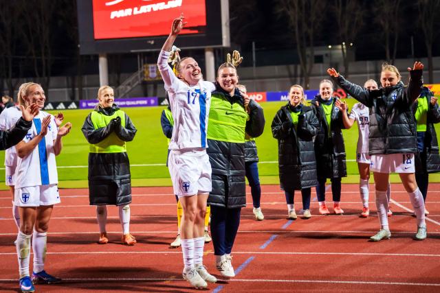 Finland's forward #17 Sanni Franssi celebrates after the Women's FIFA world cup league B, group B3, qualifier football match between Latvia and Finland at Daugava in Riga, Latvia, on April 18, 2026. (Photo by Gints Ivuskans / AFP)