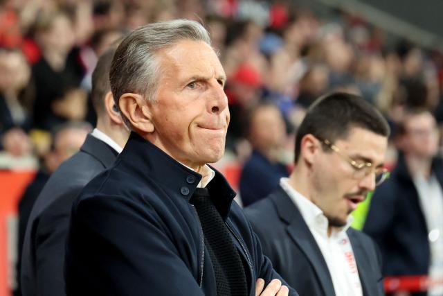 Nice's French head coach Claude Puel looks on during the French L1 football match between Lille OSC abd OGC Nice at the Pierre Mauroy stadium in Villeneuve-d'Ascq, northern France, on April 18, 2026. (Photo by Francois LO PRESTI / AFP)