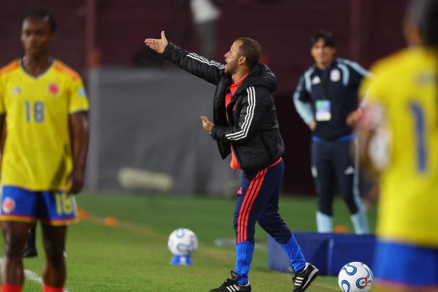 Colombia's head coach Angelo Marsiglia gestures during the CONMEBOL Nations League Women football match between Argentina and Colombia, at the Ciudad de Lanus stadium in Lanus, Buenos Aires province, Argentina, on April 18, 2026. (Photo by Alejandro PAGNI / AFP)