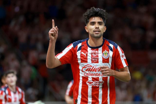 Guadalajara's forward #17 Ricardo Marin celebrates scoring his team's second goal during the Liga MX Clausura football match between Guadalajara and Puebla at Akron stadium in Zapopan, Jalisco state, Mexico on April 18, 2026. (Photo by ULISES RUIZ / AFP)