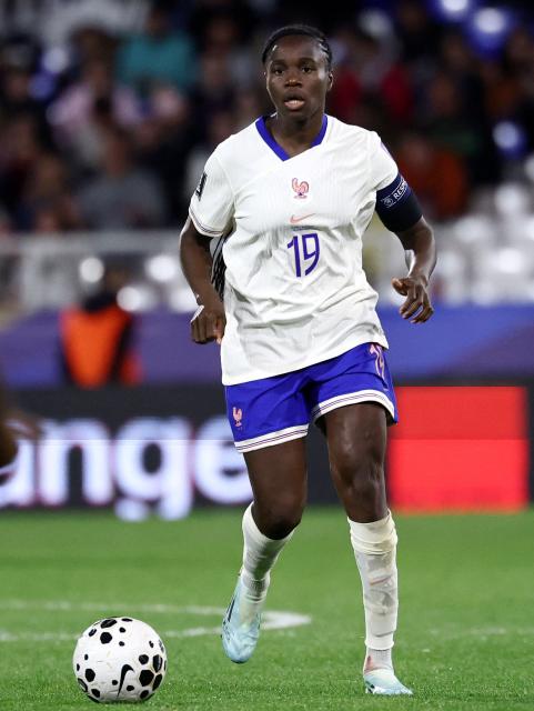 France's defender #19 Griedge Mbock Bathy Nka controls the ball during the women's FIFA world cup league A, group 2, qualifying football match between France and The Netherlands at the Stade de l'Abbe-Deschamps in Auxerre, central France on April 18, 2026. (Photo by FRANCK FIFE / AFP)