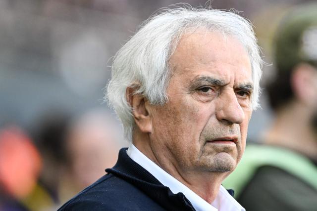 Nantes' Bosnian head coach Vahid Halilhodzic looks on during the French L1 football match between FC Nantes and Stade Brestois at the Stade de la Beaujoire–Louis Fonteneau in Nantes, western France, on April 19, 2026. (Photo by Sebastien Salom-Gomis / AFP)