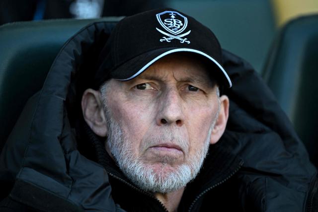 Brest's French head coach Eric Roy looks on ahead of the French L1 football match between FC Nantes and Stade Brestois at the Stade de la Beaujoire–Louis Fonteneau in Nantes, western France, on April 19, 2026. (Photo by Sebastien Salom-Gomis / AFP)
