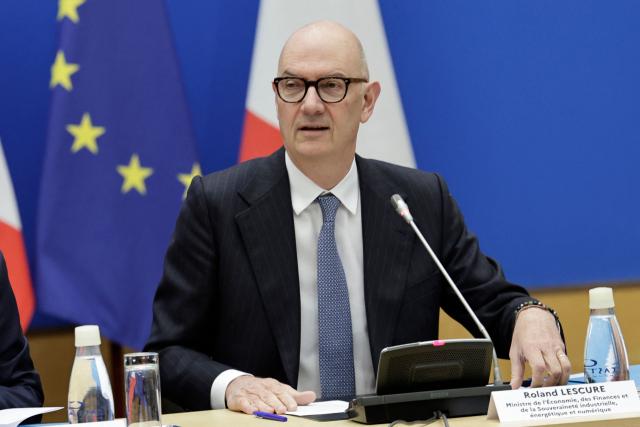 France's Economy, Finances and Industry Minister Roland Lescure attends the public finances alert committee at the Ministry of Economics and Finance in Paris on April 21, 2026. (Photo by STEPHANE DE SAKUTIN / AFP)