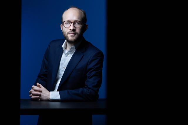 Horizons & Independants' MP Jeremie Patrier-Leitus poses during a photo session in Paris on April 21, 2026. (Photo by Joel Saget / AFP)
