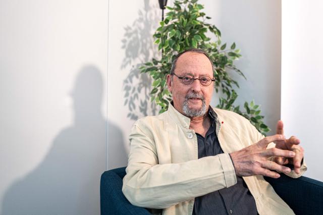 In this picture taken on April 20, 2026, French actor Jean Reno poses during an interview with AFP in Tokyo. Actor Jean Reno takes to the stage in Japan, where he enjoys great renown, to present his autobiographical play "Le Chameau". (Photo by Philip FONG / AFP)