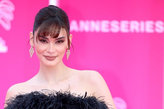 Filipino model Pia Wurtzbach poses on the pink carpet during the opening of the 9th edition of the Cannes International Series Festival (Canneseries) in Cannes, southern France, on April 23, 2026.  (Photo by Valery HACHE / AFP)