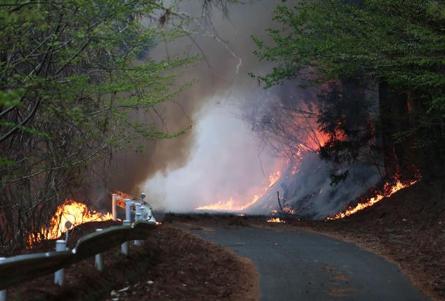 Wildfire spreads in Otsuchi Town, Iwate Prefecture on April 23, 2026. (Photo by JIJI PRESS / AFP) / Japan OUT