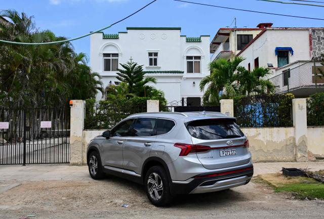 View of a house in a neighborhood of Havana on April 23, 2026. Price hikes in some neighborhoods, intermediaries activity in social media, and growing interest from Cuban-American emigres: Havana's real estate market shows signs of revival in anticipation of possible economic or political changes on the communist island. (Photo by YAMIL LAGE / AFP)