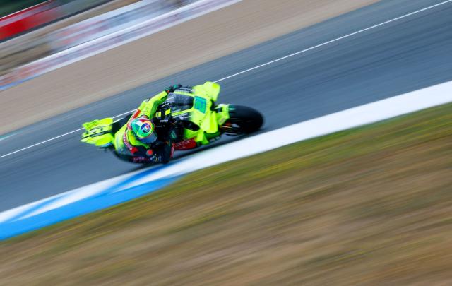 Pertamina Enduro VR46 Raging Team's Italian MotoGP rider Franco Morbidelli rides during a practice session of the MotoGP Spanish Grand Prix at the Jerez racetrack in Jerez de la Frontera, on April 24, 2026. (Photo by Pierre-Philippe MARCOU / AFP)