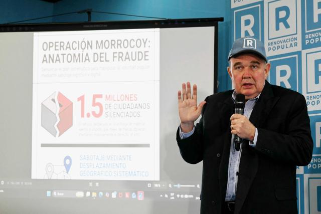 Peru’s presidential candidate for the Renovacion Popular party, Rafael Lopez Aliaga, speaks during a press conference at their campaign headquarters in Lima on April 24, 2026. (Photo by ERNESTO BENAVIDES / AFP)