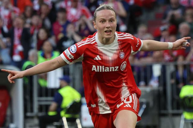 Bayern Munich's German forward #20 Franziska Kett celebrates scoring the 1-1 goal during the UEFA Women's Champions League semi-final first leg football match between FC Bayern Munich and FC Barcelona in Munich, southern Germany on April 25, 2026. (Photo by Karl-Josef HILDENBRAND / AFP)