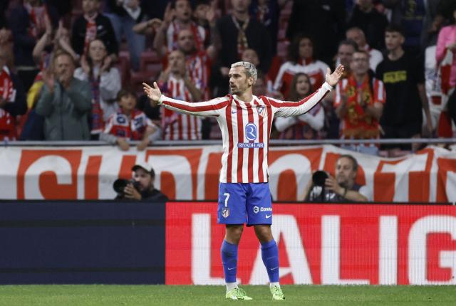 Atletico Madrid's French forward #1 Antoine Griezmann reacts during the Spanish league football match between Club Atletico de Madrid and Athletic Club Bilbao at the Metropolitano stadium in Madrid on April 25, 2026. (Photo by Oscar DEL POZO / AFP)