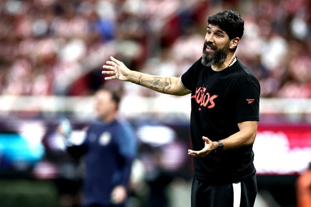 Tijuana's Uruguayan head coach Sebastian Abreu gestures during the Liga MX Clausura football match between Tigres and Mazatlan at Universitario de la UANL Stadium in Monterrey, Nuevo Leon state, Mexico, on April 25, 2026. (Photo by Ulises Ruiz / AFP)