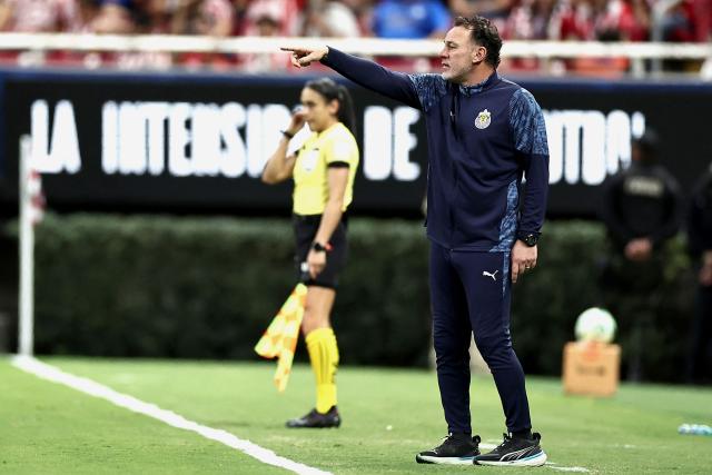 Guadalajara's Argentine head coach Gabriel Milito gestures during the Liga MX Clausura football match between Guadalajara and Tijuana at Akron Stadium in Guadalajara, Jalisco state, Mexico, on April 25, 2026. (Photo by Ulises Ruiz / AFP)