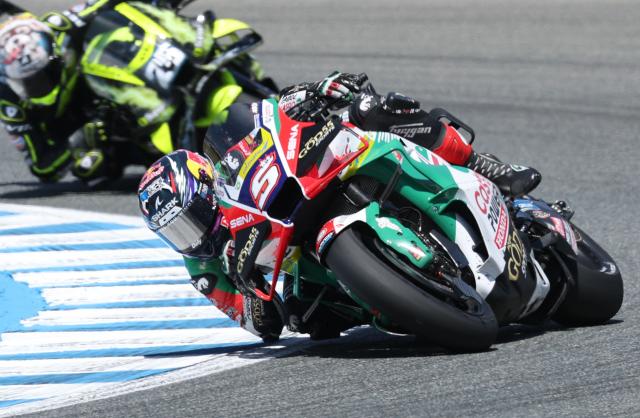 Team LCR Honda CASTROL's Johann Zarco competes during the MotoGP Spanish Grand Prix at the Jerez racetrack in Jerez de la Frontera, on April 26, 2025. (Photo by Pierre-Philippe MARCOU / AFP)