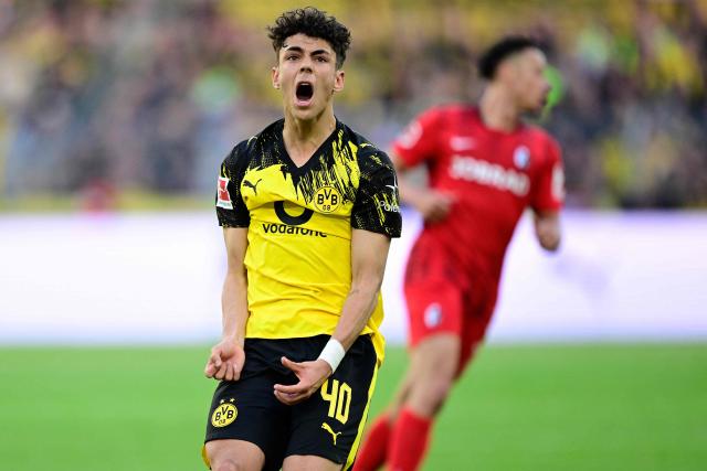 Dortmund's Italian- Brazilian forward #40 Samuele Inacio reacts during the German first division Bundesliga football match between BVB Borussia Dortmund and SC Freiburg in Dortmund, western Germany on April 26, 2026. (Photo by INA FASSBENDER / AFP) / DFL REGULATIONS PROHIBIT ANY USE OF PHOTOGRAPHS AS IMAGE SEQUENCES AND/OR QUASI-VIDEO