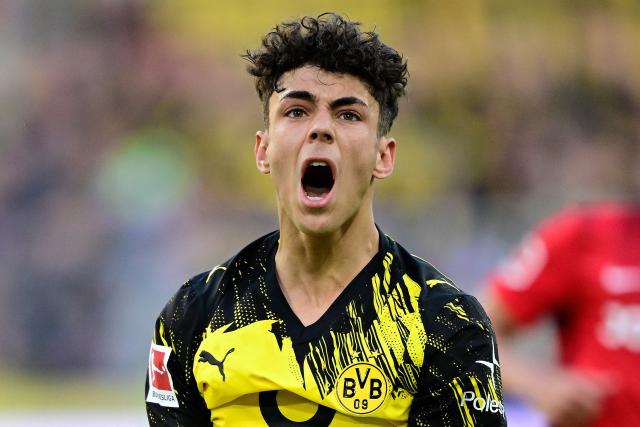 Dortmund's Italian forward #40 Samuele Inacio reacts during the German first division Bundesliga football match between BVB Borussia Dortmund and SC Freiburg in Dortmund, western Germany on April 26, 2026. (Photo by INA FASSBENDER / AFP) / DFL REGULATIONS PROHIBIT ANY USE OF PHOTOGRAPHS AS IMAGE SEQUENCES AND/OR QUASI-VIDEO  ALTERNATIVE CROP