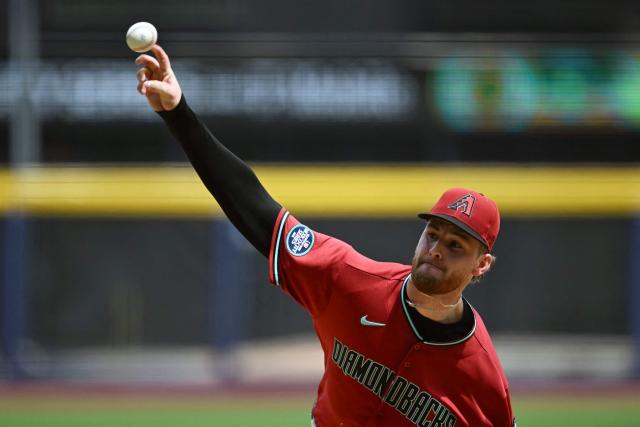 Arizona Diamondbacks' #19 Ryne Nelson pitches during the MLB World Tour Mexico City Series game between the Arizona Diamondbacks and the San Diego Padres at Alfredo Harp Helu Stadium in Mexico City on April 26, 2026. (Photo by YURI CORTEZ / AFP)