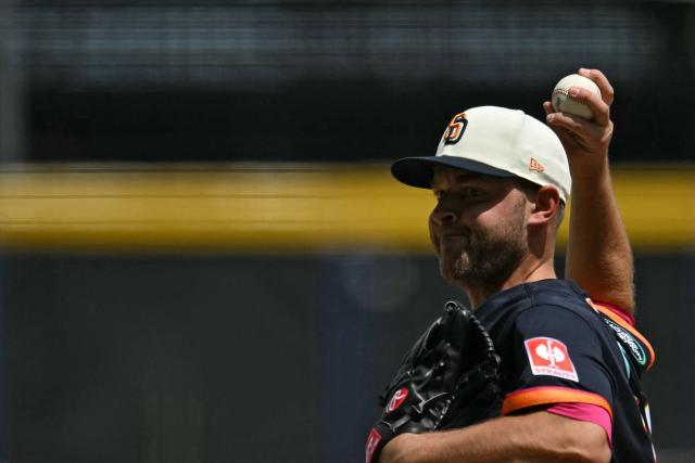 San Diego Padres' #34 Michael King pitches during the MLB World Tour Mexico City Series game between the Arizona Diamondbacks and the San Diego Padres at Alfredo Harp Helu Stadium in Mexico City on April 26, 2026. (Photo by YURI CORTEZ / AFP)