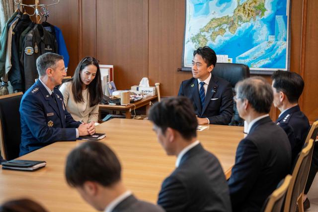 Japan’s Defence Minister Shinjiro Koizumi (R) and Commander of the US Pacific Air Forces (PACAF) Gen. Kevin Schneider (L) attend their meeting at the Defence Ministry in Tokyo on April 28, 2026. (Photo by Yuichi YAMAZAKI / AFP)