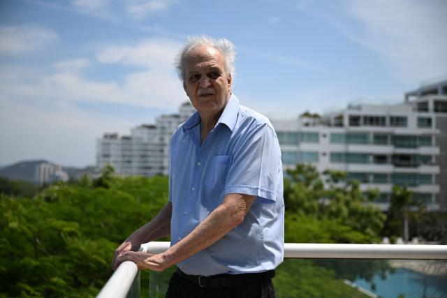 Brazilian scientist and meteorologist Carlos Nobre looks on during an interview with AFP at the International Conference on the Just Transition Away from Fossil Fuels in Santa Marta, Colombia, on April 27, 2026. (Photo by Raul ARBOLEDA / AFP)