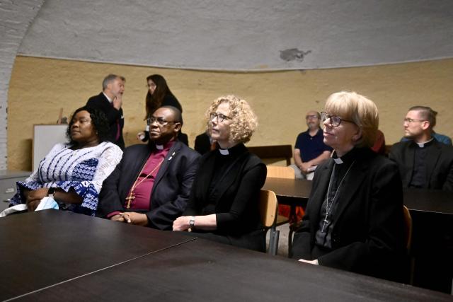 Sarah Mullally (R), Archbishop of Canterbury, visits Nafuma Refugee Centre in central Rome on April 28, 2026. (Photo by Filippo MONTEFORTE / AFP)