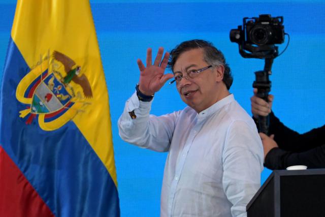 Colombia's President Gustavo Petro waves during the International Conference on the Just Transition Away from Fossil Fuels in Santa Marta, Colombia, on April 28, 2026. (Photo by Raul ARBOLEDA / AFP)