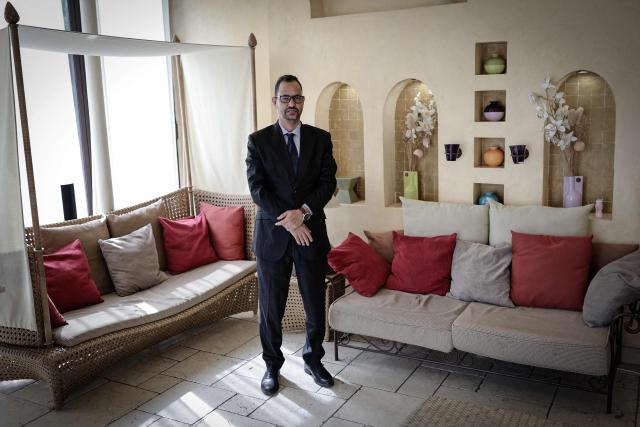 Mohamed Elmaouloud Ramadane, spokesman for the Tuareg separatists of the Azawad Liberation Front (FLA) poses during a photo session in Paris on April 29, 2026. Islamist insurgents and Tuareg separatists launched large-scale attacks destabilising the west African country at the weekend. "The regime will fall, sooner or later," Ramadane told AFP during a visit to Paris, adding that the rebels intend to take control of Gao, Timbuktu and Menaka following the capture of the key northern town of Kidal (Photo by STEPHANE DE SAKUTIN / AFP)