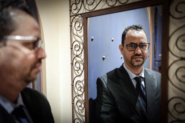 Mohamed Elmaouloud Ramadane, spokesman for the Tuareg separatists of the Azawad Liberation Front (FLA) poses during a photo session in Paris on April 29, 2026. Islamist insurgents and Tuareg separatists launched large-scale attacks destabilising the west African country at the weekend. "The regime will fall, sooner or later," Ramadane told AFP during a visit to Paris, adding that the rebels intend to take control of Gao, Timbuktu and Menaka following the capture of the key northern town of Kidal (Photo by STEPHANE DE SAKUTIN / AFP)