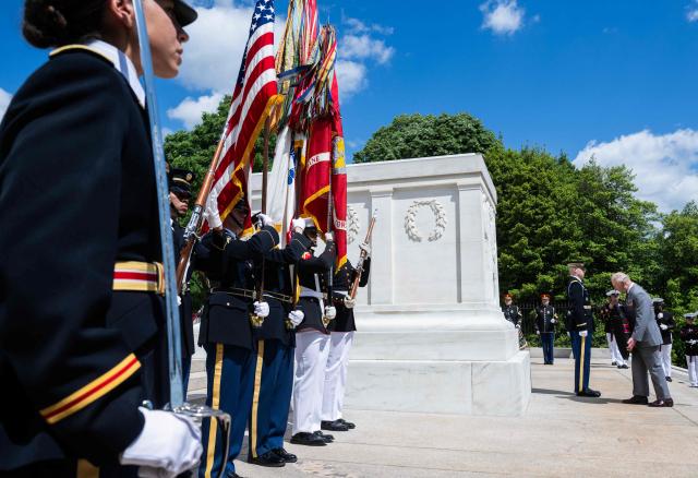 “Britain’s King Charles III lays a wreath at the Tomb of the Unknown Soldier in Arlington National Cemetery in Arlington, Virginia, on April 30, 2026.” (Photo by SAUL LOEB / POOL / AFP)