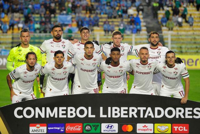 Fluminense's players pose for a team photo ahead of the Copa Libertadores group stage football match between Bolivia's Bolivar and Brazil's Fluminense at the Hernando Siles stadium in La Paz on April 30, 2026. (Photo by Jorge BERNAL / AFP)
