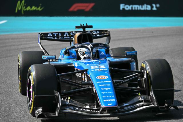 Williams' Thai driver Alexander Albon races during Sprint qualifying ahead of the 2026 Miami Formula One Grand Prix at Miami International Autodrome in Miami Gardens, Florida, on May 1, 2026. (Photo by CHANDAN KHANNA / AFP)