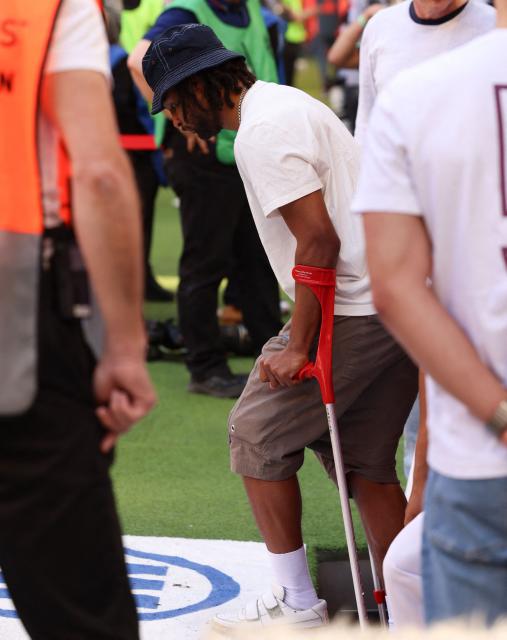 Bayern Munich's German forward #07 Serge Gnabry walks with crutches ahead the German first division Bundesliga football match between FC Bayern Munich and Heidenheim in Munich on May 2, 2026. (Photo by Alexandra BEIER / AFP) / DFL REGULATIONS PROHIBIT ANY USE OF PHOTOGRAPHS AS IMAGE SEQUENCES AND/OR QUASI-VIDEO