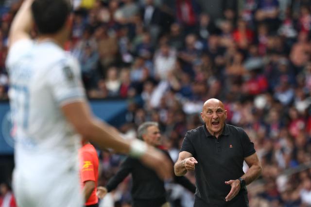 Lorient's French coach Olivier Pantaloni gestures during the French L1 football match between Paris Saint-Germain (PSG) and FC Lorient at Parc des Princes stadium in Paris on May 2, 2026. (Photo by FRANCK FIFE / AFP)