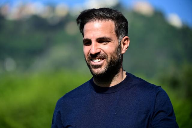 Como’s Spanish coach Cesc Fabregas looks on ahead of the  Italian Serie A football match between Como 1907 and SSC Napoli at the Giuseppe Sinigaglia Stadium in Como, Italy on May 2, 2026. (Photo by Piero CRUCIATTI / AFP)