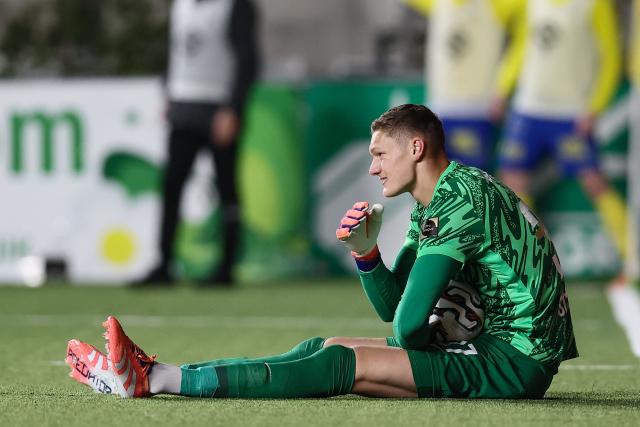 Union's goalkeeper Kjell Scherpen looks on during the Belgian "Pro League" Champions' play-off between Sint-Truiden VV and Royale Union Saint-Gilloise in Sint-Truiden on May 2, 2026. (Photo by BRUNO FAHY / Belga / AFP) / Belgium OUT