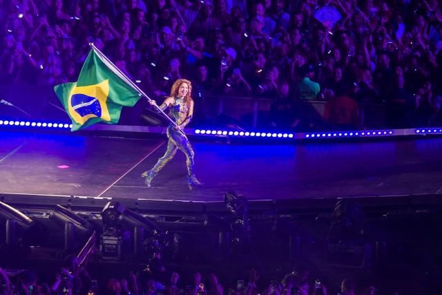 Colombian singer Shakira performs during a free concert at Copacabana beach in Rio de Janeiro, Brazil on May 2, 2026. (Photo by Daniel RAMALHO / AFP)