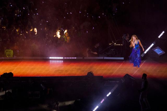 Colombian singer Shakira performs during a free concert at Copacabana beach in Rio de Janeiro, Brazil on May 2, 2026. (Photo by Daniel RAMALHO / AFP)